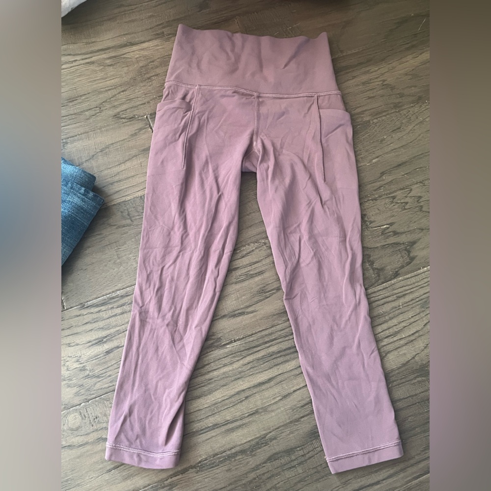 Athleta Rose-Mauve Salutation Stash Pocket Tight